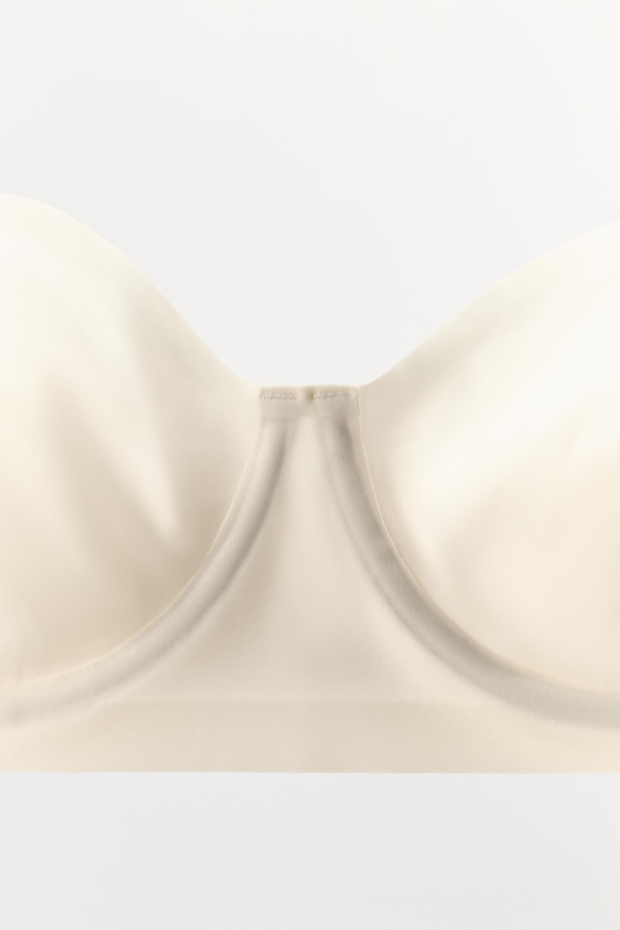 SOUTIEN-GORGE À ARMATURES AVEC POLYAMIDE